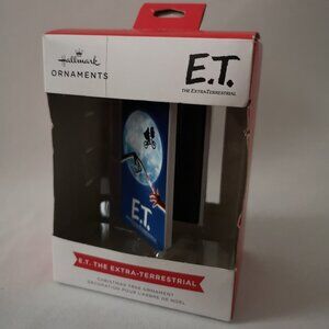 Vintage New Old Stock E.T Christmas Ornament in Box (box not perfect) Movie VHS